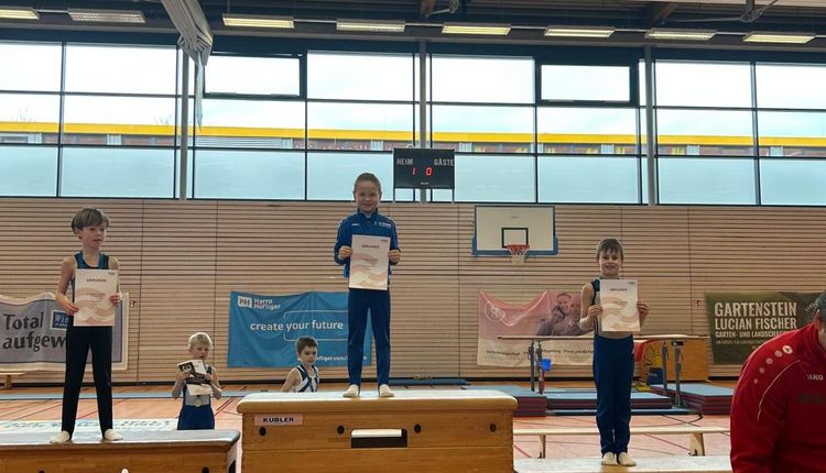 Großer Erfolg beim 2-Hallen-Wettcup 2025 – Doppelpodium für den TSV Schmiden!